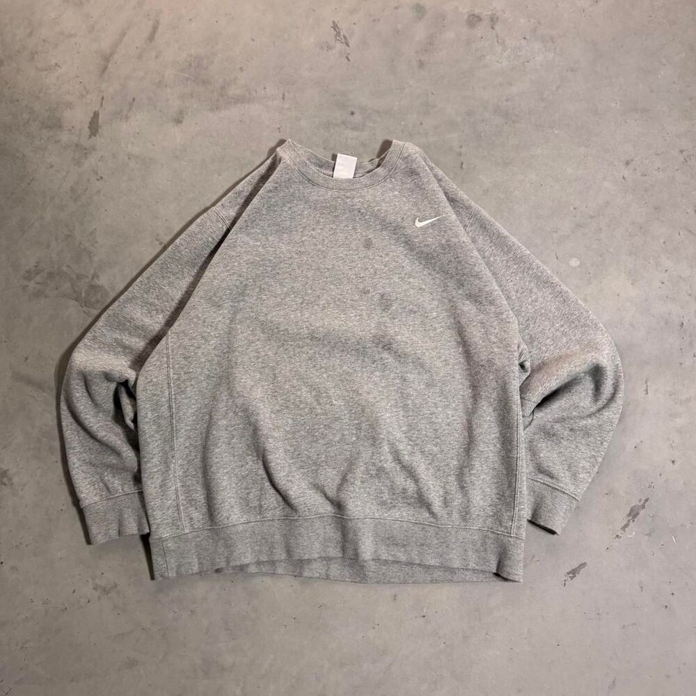 Nike Men's Grey Sweatshirt